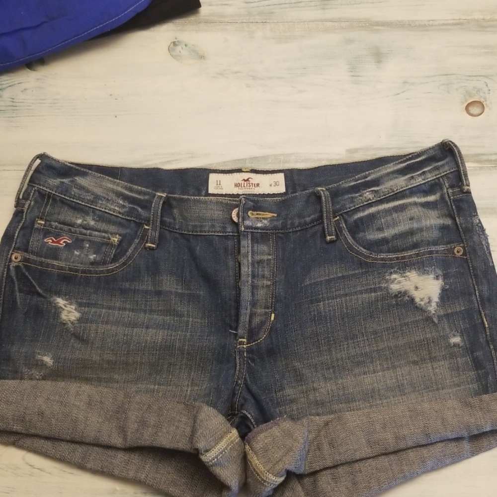 Womens Hollister shorts